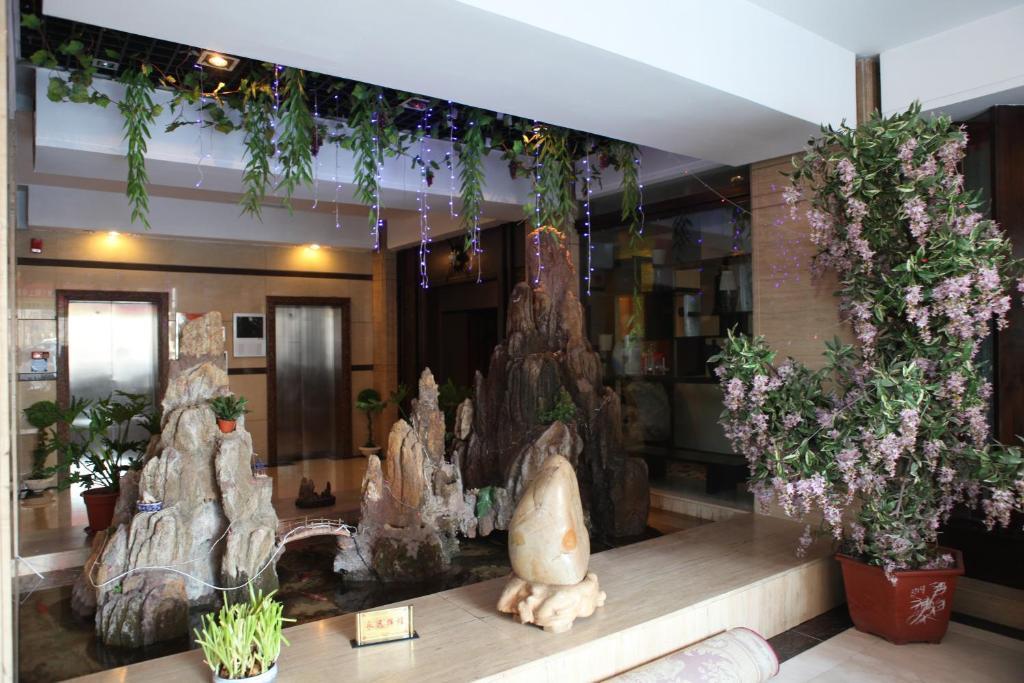 Dalian Yicheng Business Hotel Extérieur photo